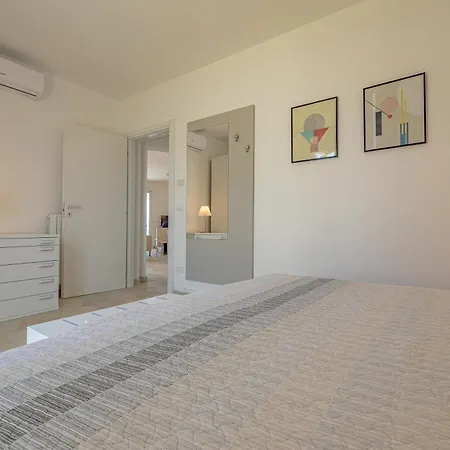 Arca - Rivedelsalento فيلة